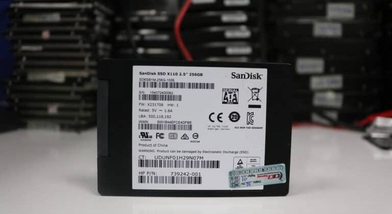Một ví dụ về ổ cứng SSD